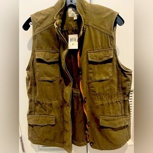 Lucky Brand Dark green outdoorsy heavy cotton vest NWT